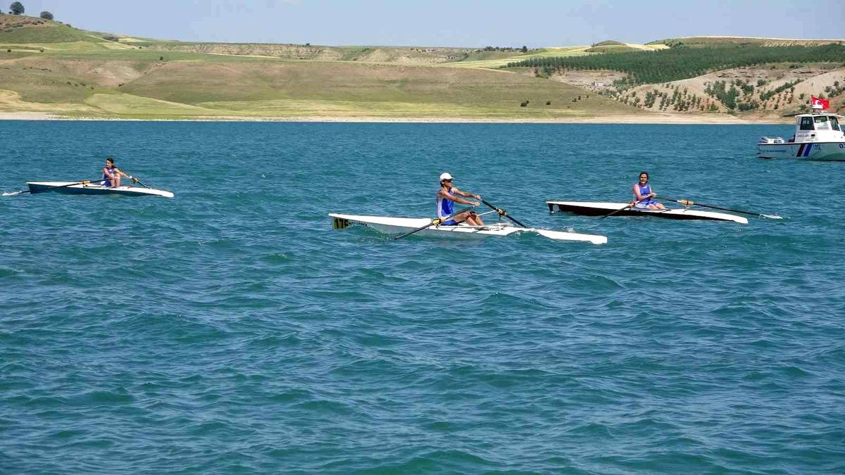 Kahta\'da Su Sporları Festivali ve Çocuk Şenliği\'ne büyük ilgi