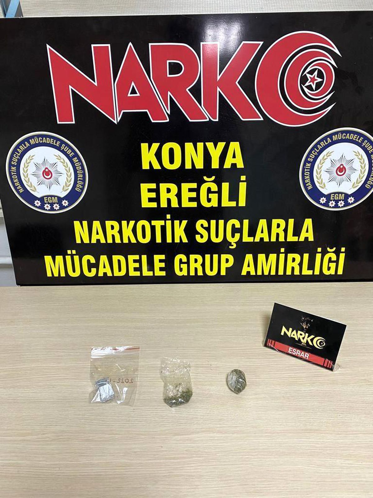 Konya\'da uyuşturucu tacirlerine darbe