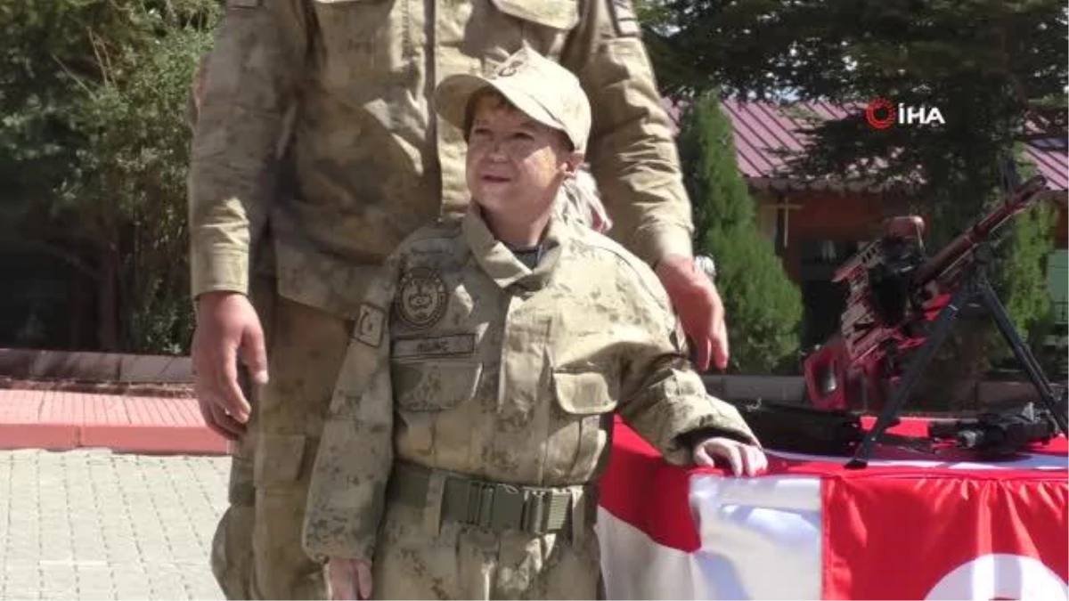 Malatya\'da engelli gençler askerlik sevinci yaşadı
