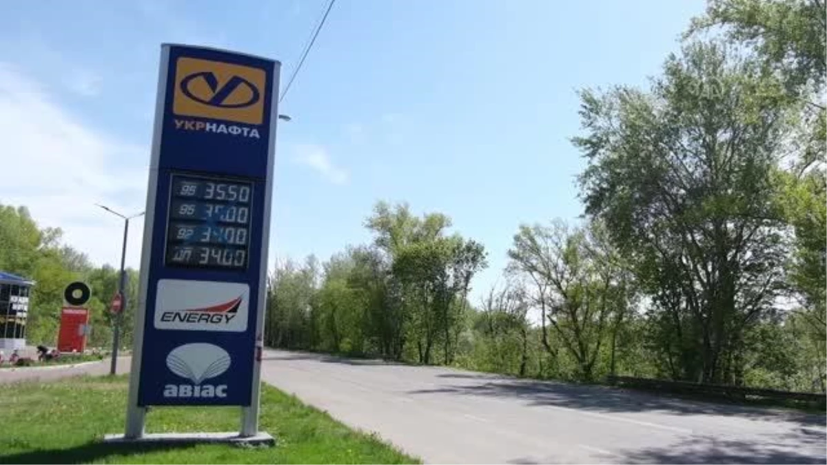Ukrayna'da akaryakıt sıkıntısı
