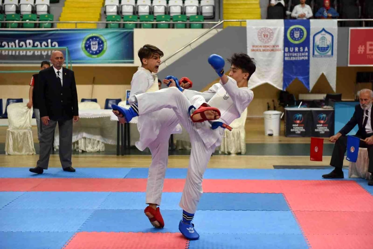 Yıldırım\'da karate rüzgarı