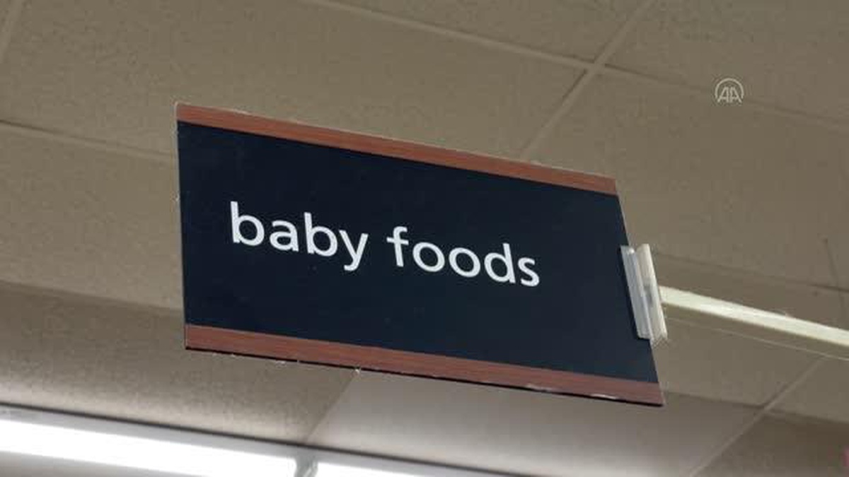 ABD\'de bebek maması sıkıntısı devam ediyor