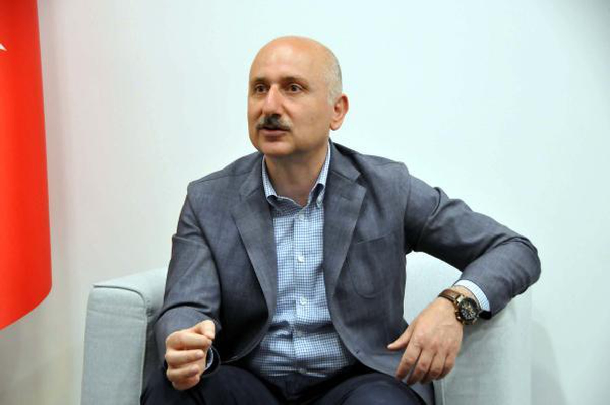 BAKAN KARAİSMAİLOĞLU\'NDAN ATATÜRK HAVALİMANI AÇIKLAMASI