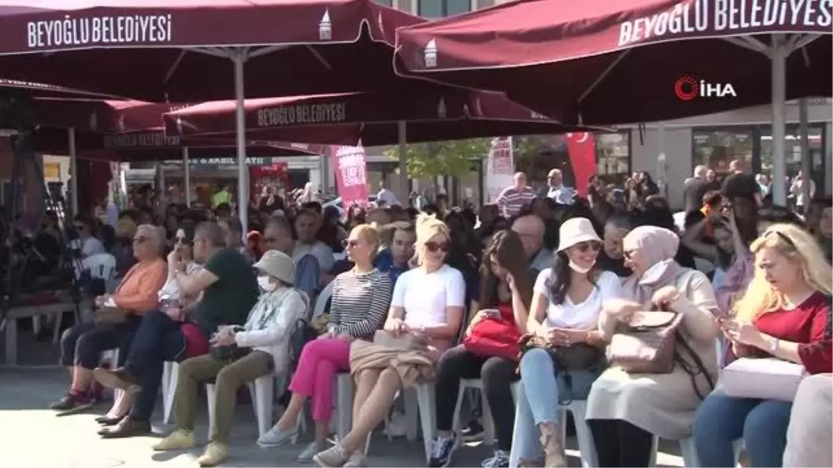 Beyoğlu\'nda "Beyoğlu\'ndan Samsun\'a İlk Adım" etkinliğine yoğun ilgi