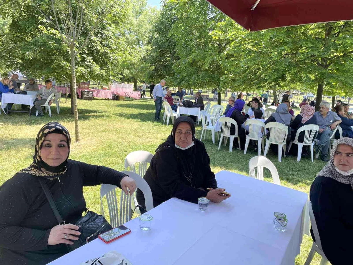 Beyoğlu\'nda engelli vatandaşlar piknikte buluştu