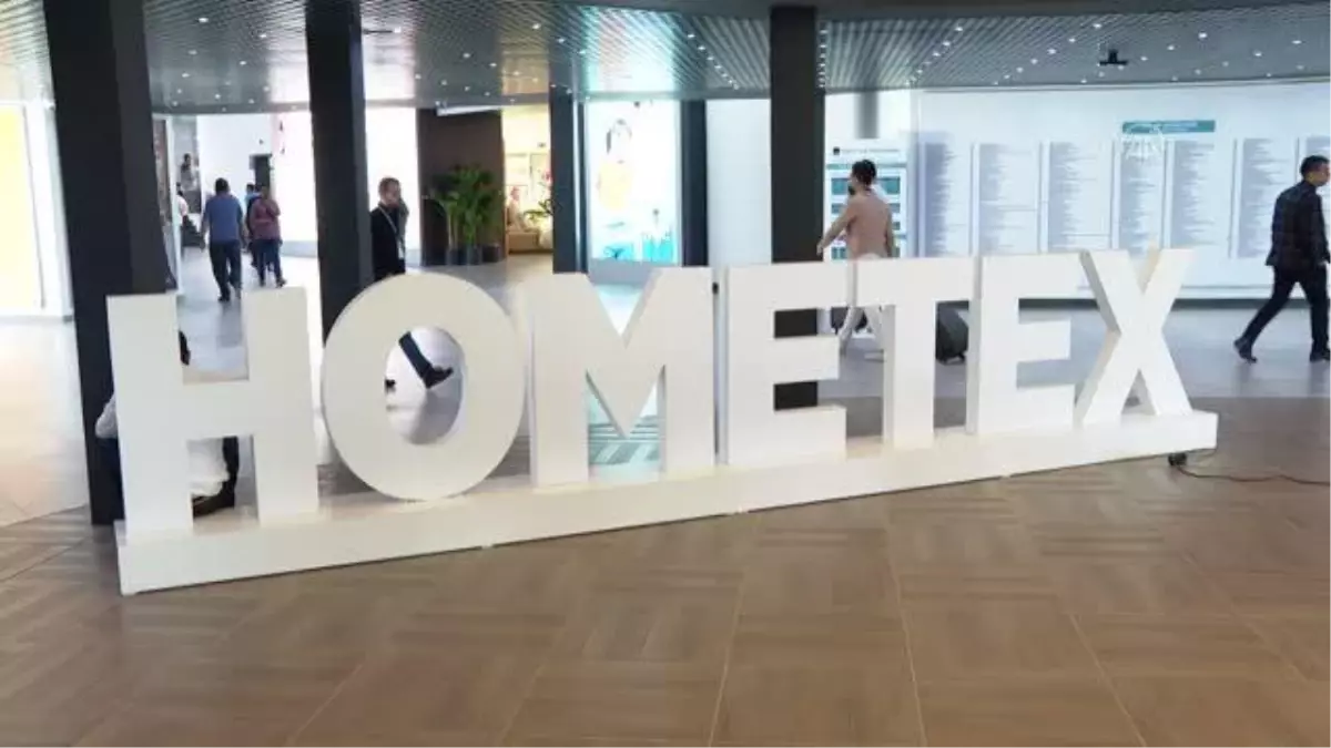 Çalışma ve Sosyal Güvenlik Bakanı Bilgin, HOMETEX fuarının açılış kokteyline katıldı