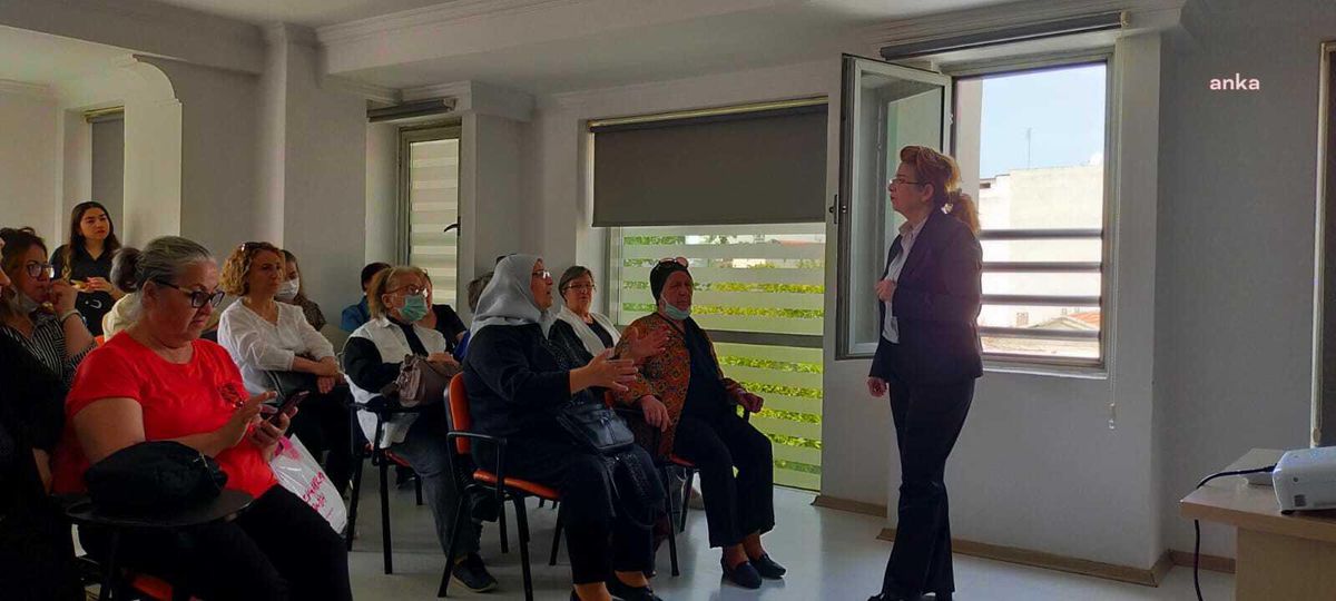 Çiğlili Kadınlar "Sağlıklı Yaş Alma" Seminerinde Buluştu