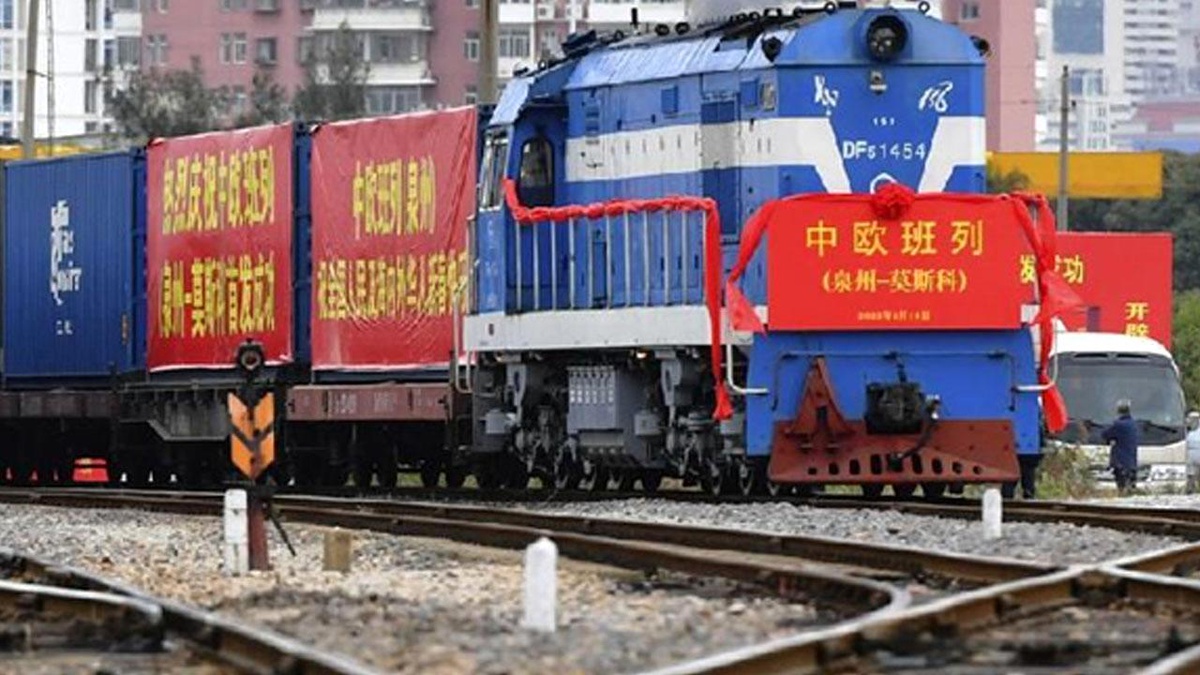 Çin-Avrupa Yük Treni Sefer Sayısı Nisan\'da Artış Kaydetti