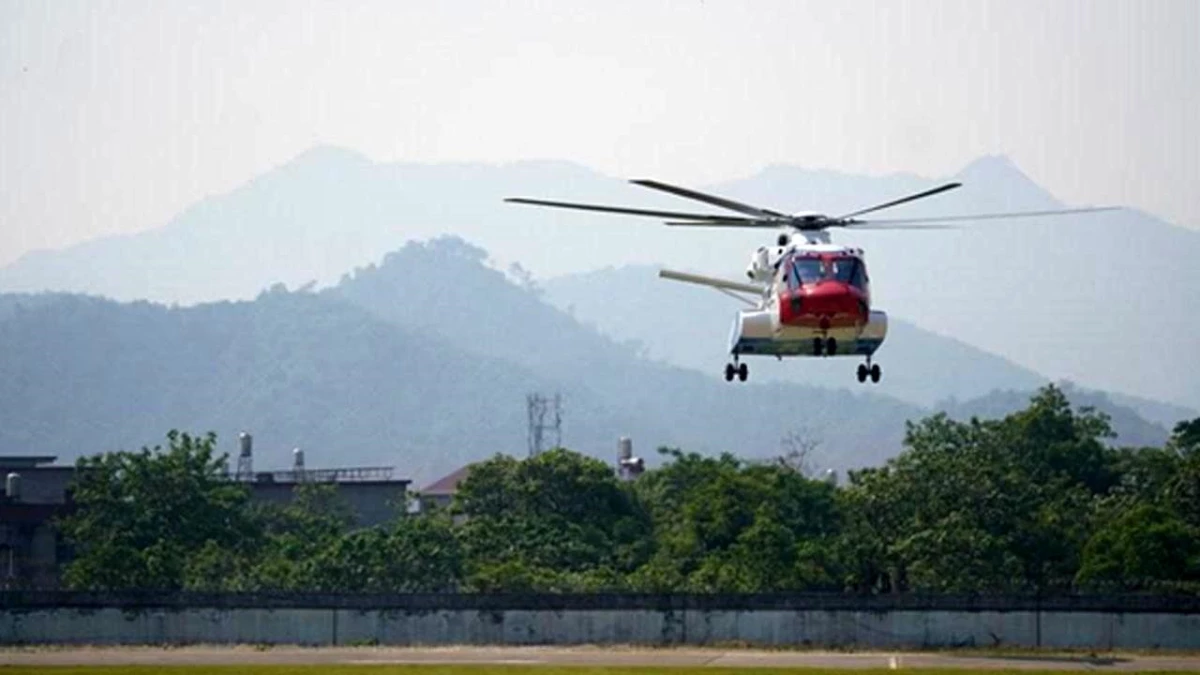 Çin\'in Geliştirdiği Ac313a Büyük Sivil Helikopter İlk Uçuşunu Yaptı
