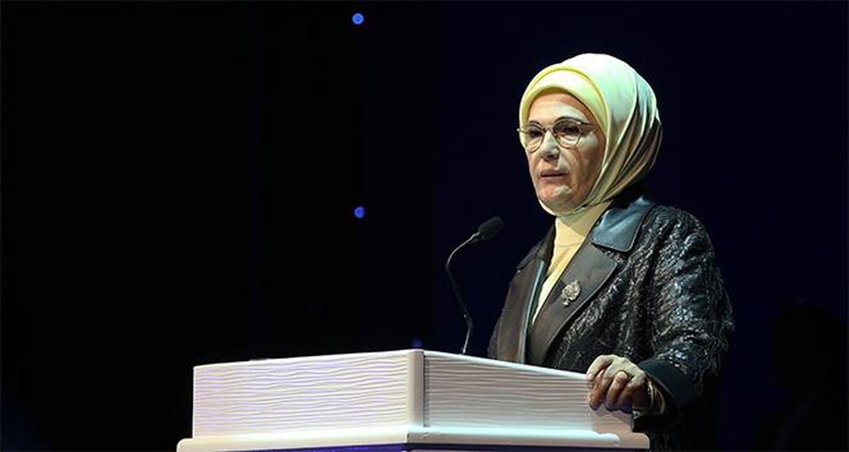Emine Erdoğan: "Modern çağın insanları, özgürlükleri en üst düzeyde talep ediyorlar"