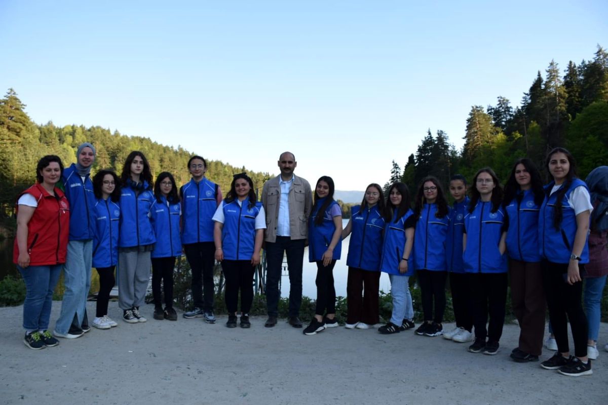 Gençlere Küçük Elmalı Tabiat Parkı, Bozcaarmut Göledi, Kınık Köyü gezisi