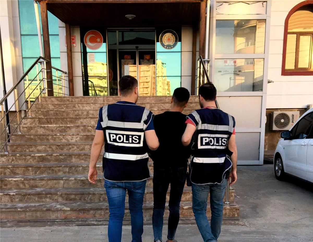 Kahta\'da ev hırsızı yakalandı