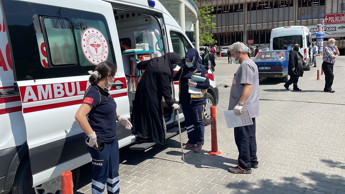 Karabük\'te vücuduna kene yapışan yaşlı kadın tedaviye alındı