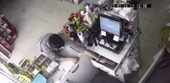 Esenler'de marketten 5 bin lira çalan hırsız kamerada