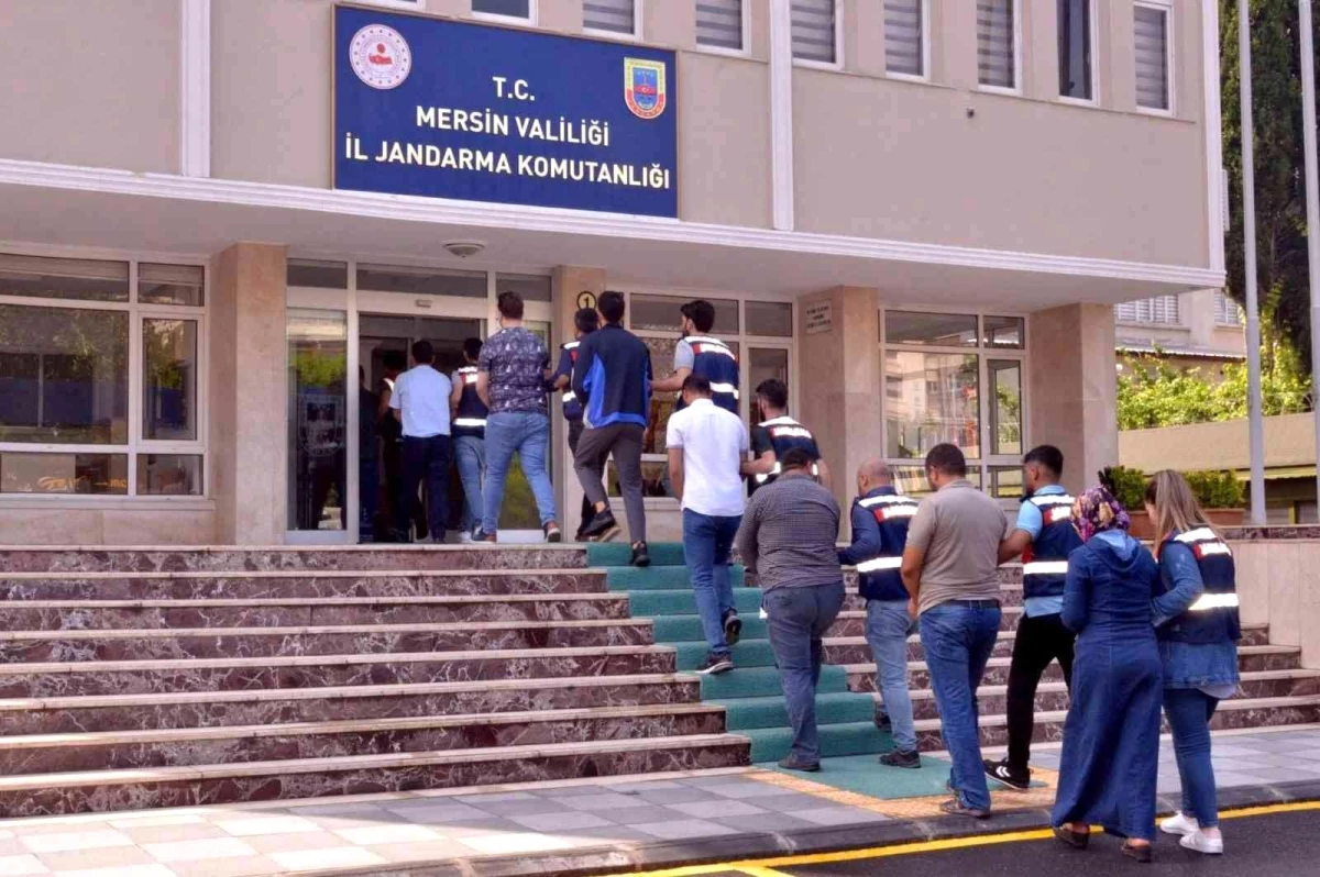 Son dakika haberi | PKK\'ya finans sağlayan şüphelilere operasyon: 10 gözaltı