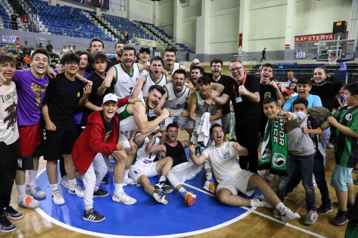 Sakarya Büyükşehir Basketbol dolu dizgin