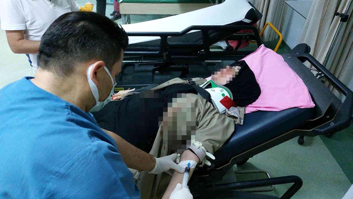 Samsun\'da otomobil binanın duvarına çarptı: 1 yaralı