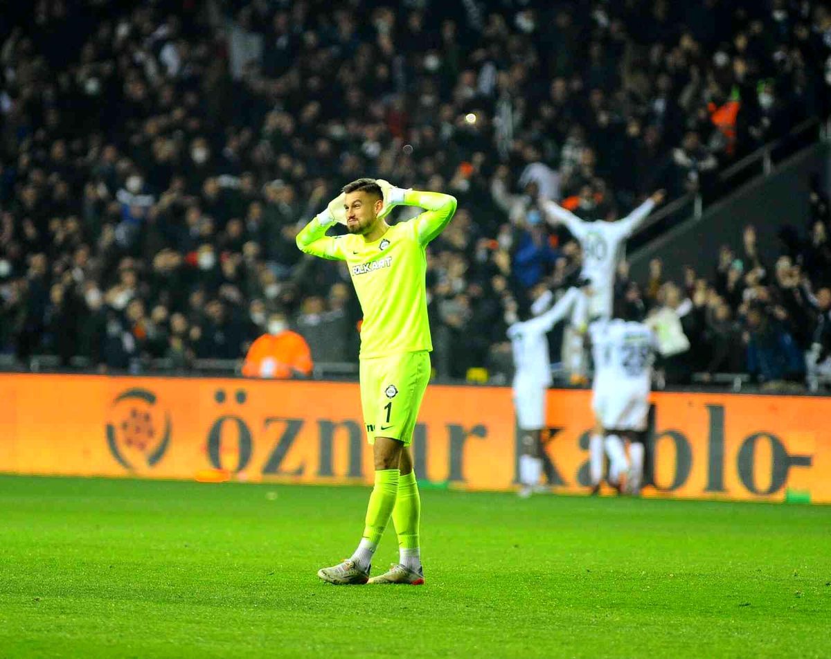 Altay: "Mateusz Lis, sözleşmesini tek taraflı feshederek sözünü tutmamıştır"