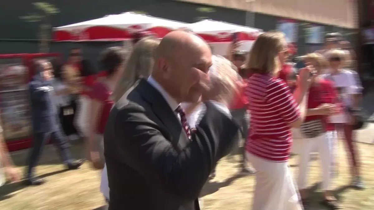 Başkan Soyer'den Öğrencilere: 'Bu Memleketin Size İhtiyacı Var'