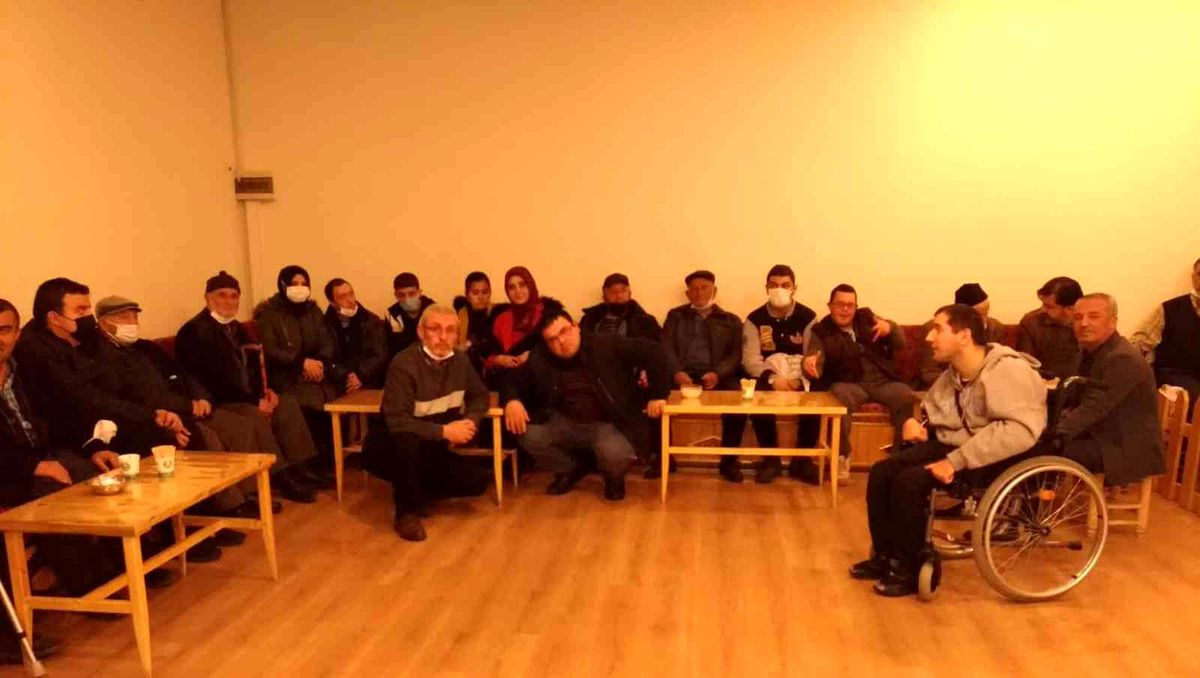 Dede Torun Evi\'ne sevgi dolu ziyaret
