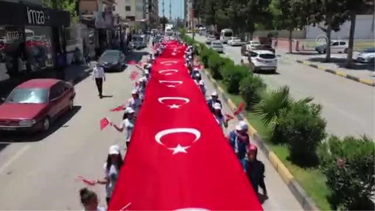 GAZİANTEP - Nizip\'te "Gençlik Yürüyüşü" düzenlendi