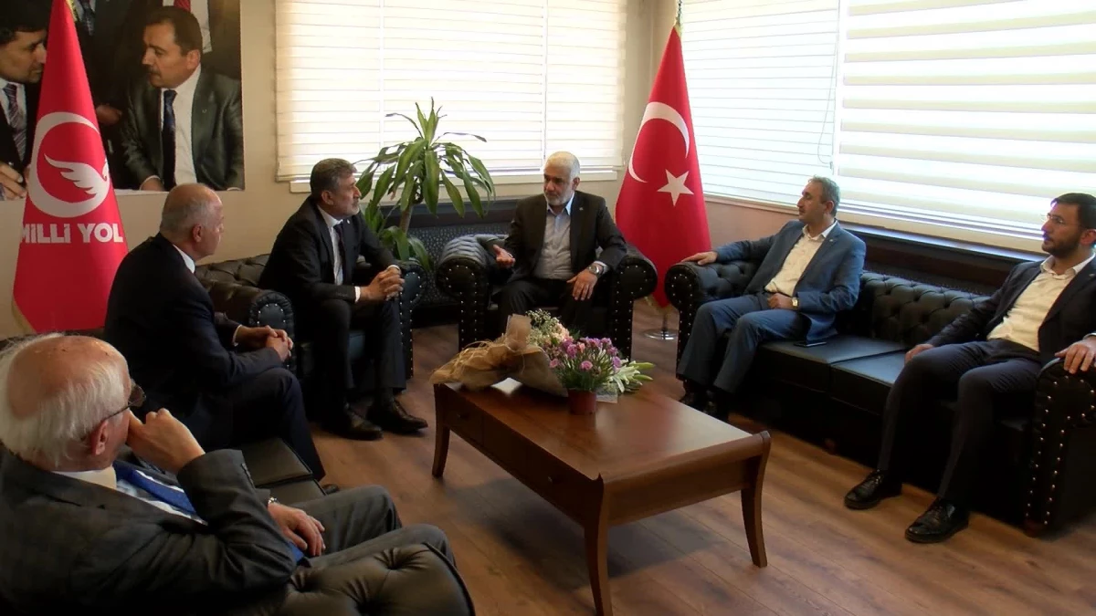 Hüdapar'dan Milli Yol Partisi'ne Ziyaret