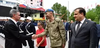 Isparta Valisi Aydın Baruş görevine başladı