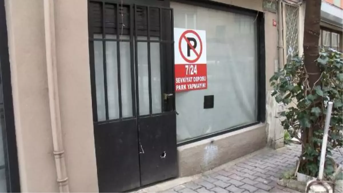 KAĞITHANE\'DE İŞ YERİNE SİLAHLI SALDIRI KAMERADA