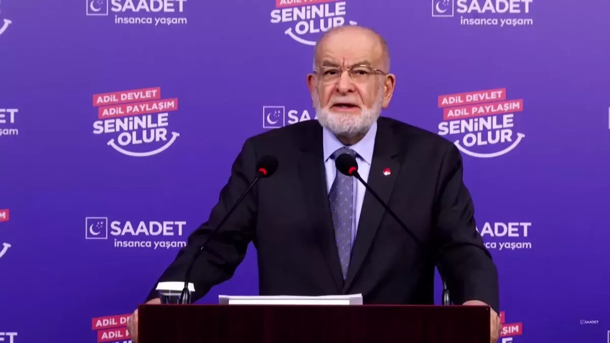 Karamollaoğlu: 'Türkiye Bir Yol Ayrımında. Gerekli Tedbirler Alınmadan Artık Yaşanan Problemlerin Düzelmesi Mümkün Değil'