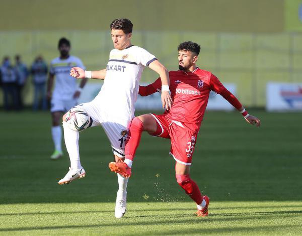 Menemenspor Ahmet Sağat\'i gönderecek