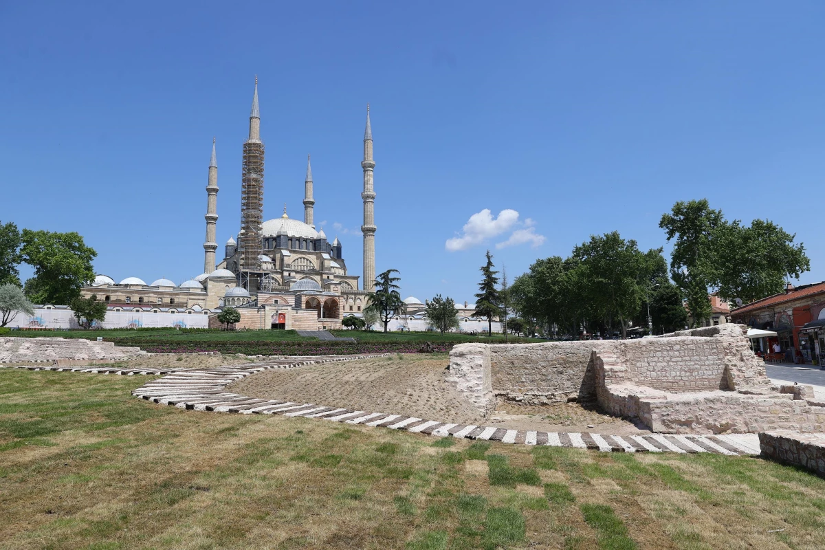 Mimar Sinan\'ın şaheserine yakışır Selimiye Meydanı\'nda çalışmalar tamamlandı