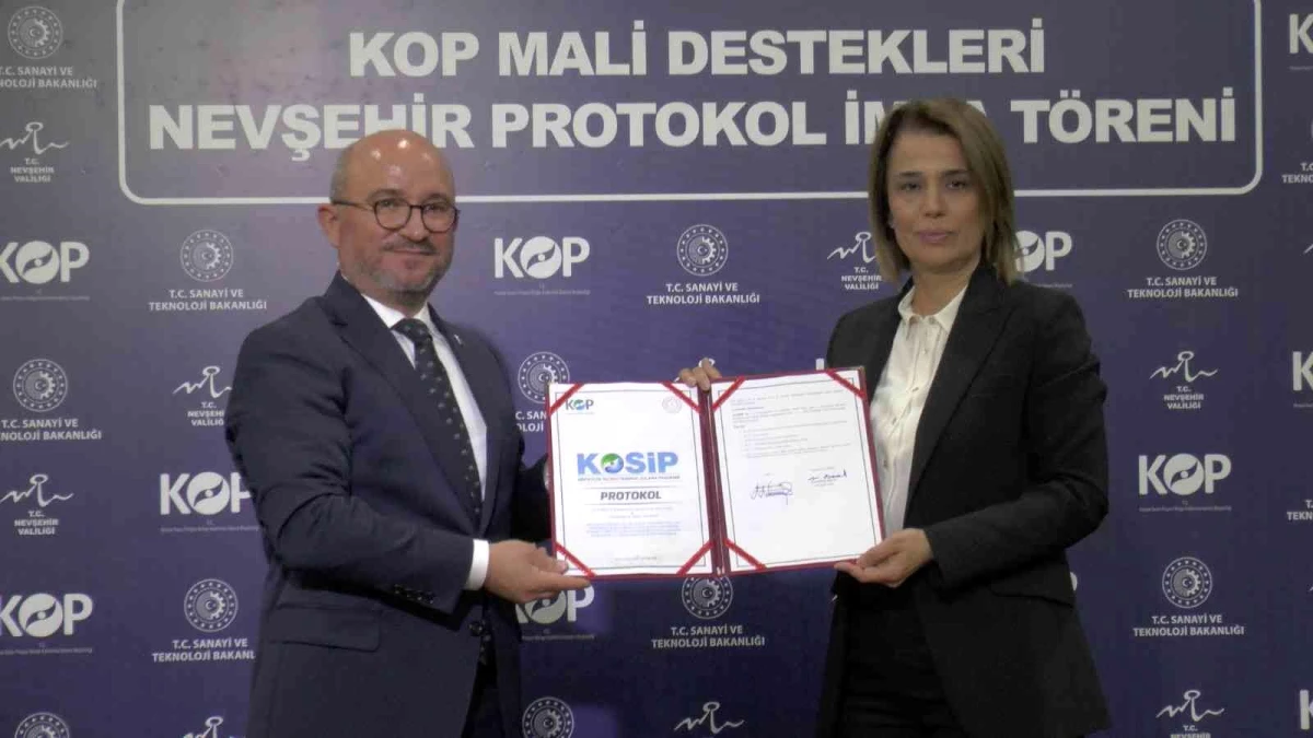 Nevşehir\'de 17 milyar liralık 12 proje için protokol imzalandı