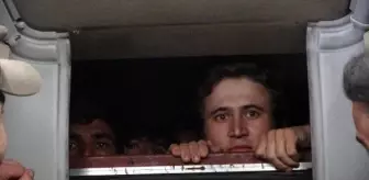 Otobüslerin gizli bölmelerinde göçmen kaçakçılığına 3 tutuklama