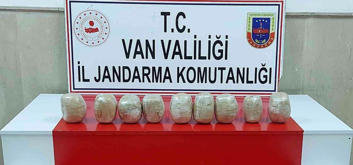 Van\'da 10 kilo uyuşturucu ele geçirildi