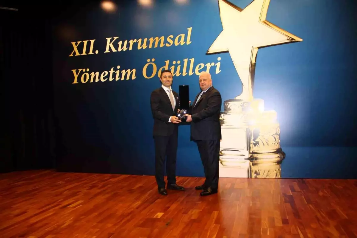 Aksa Akrilik\'e Kurumsal Yönetim Ödülleri\'nde 7\'nci ödül