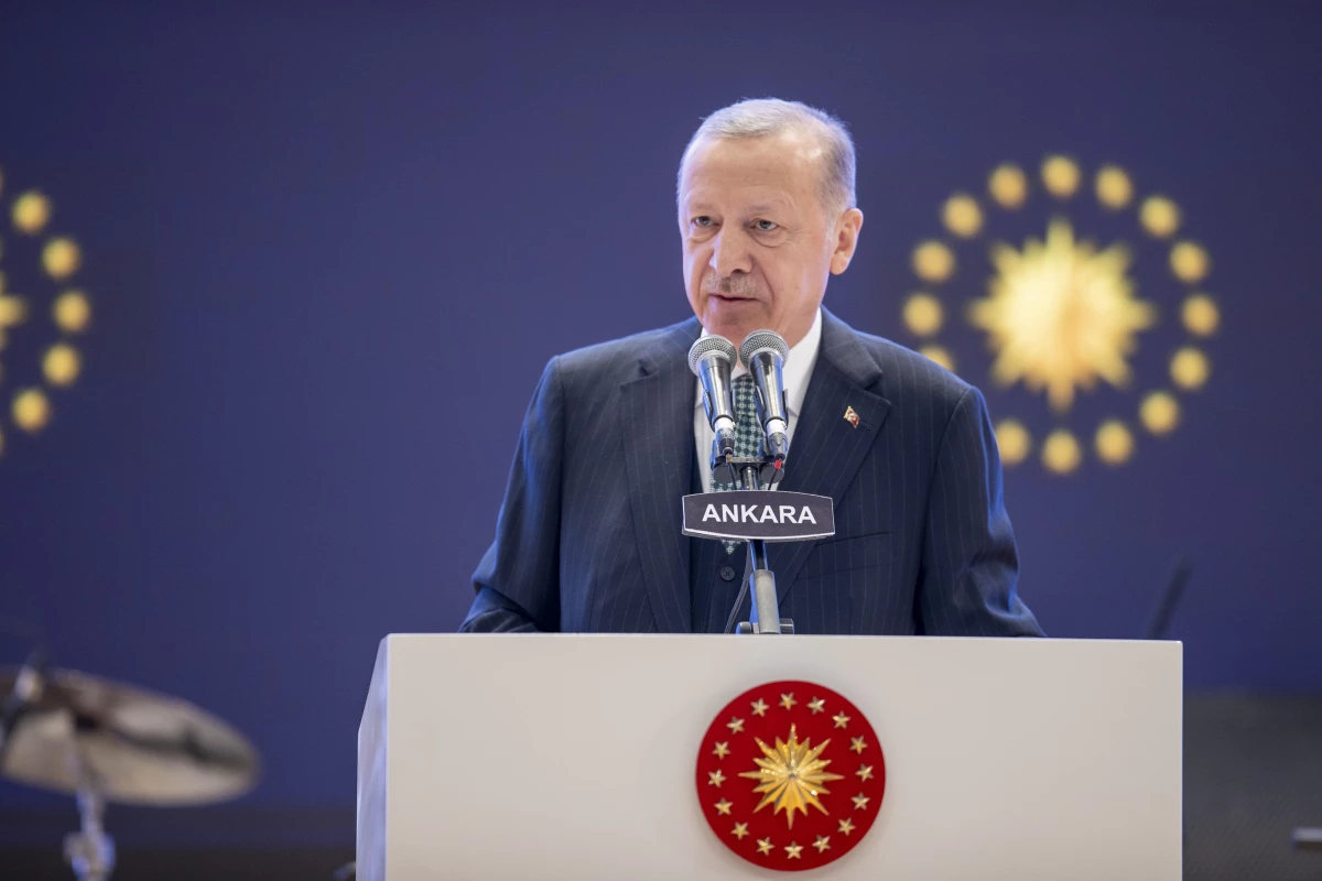 Cumhurbaşkanı Erdoğan: Gençlerimiz üretmede ve başarmada sınır tanımıyor