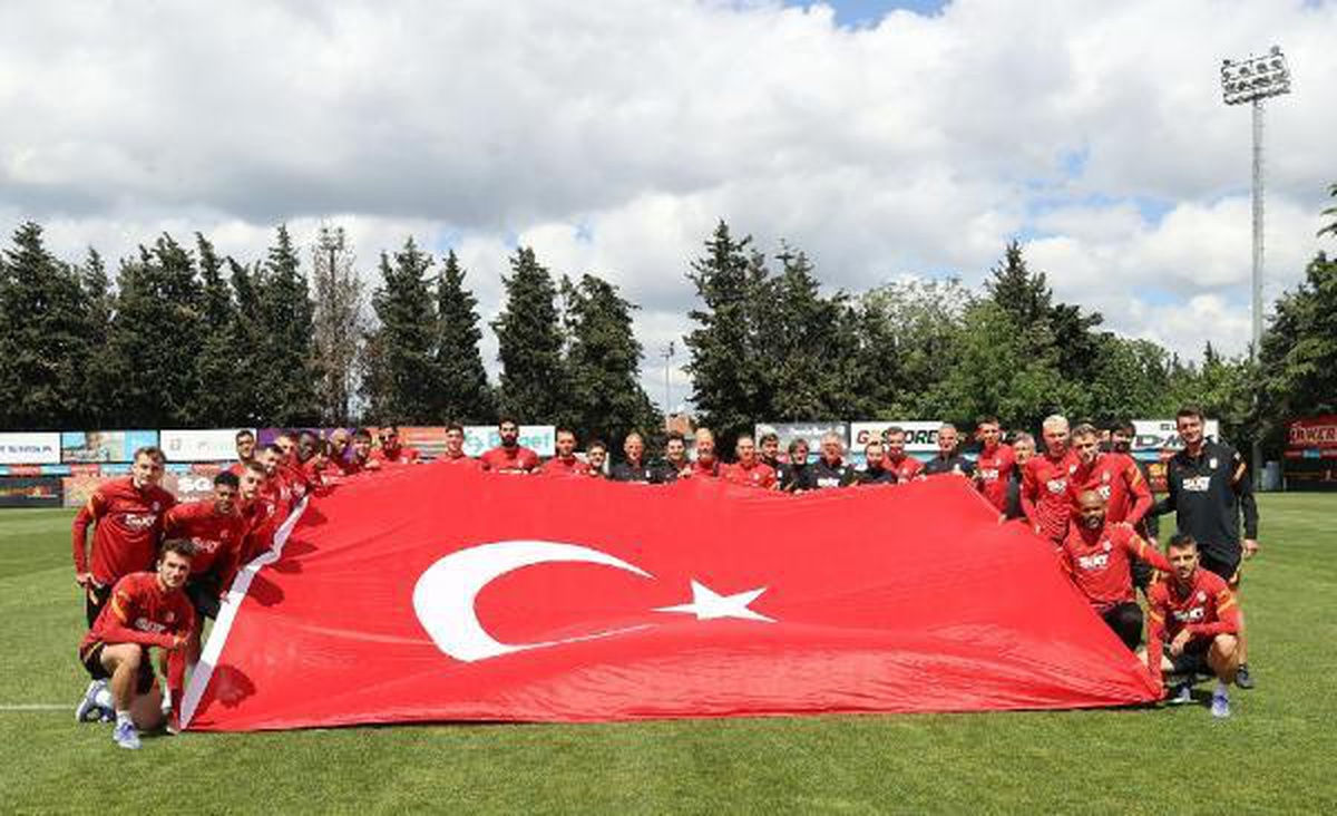 Galatasaray, Antalyaspor maçına hazır