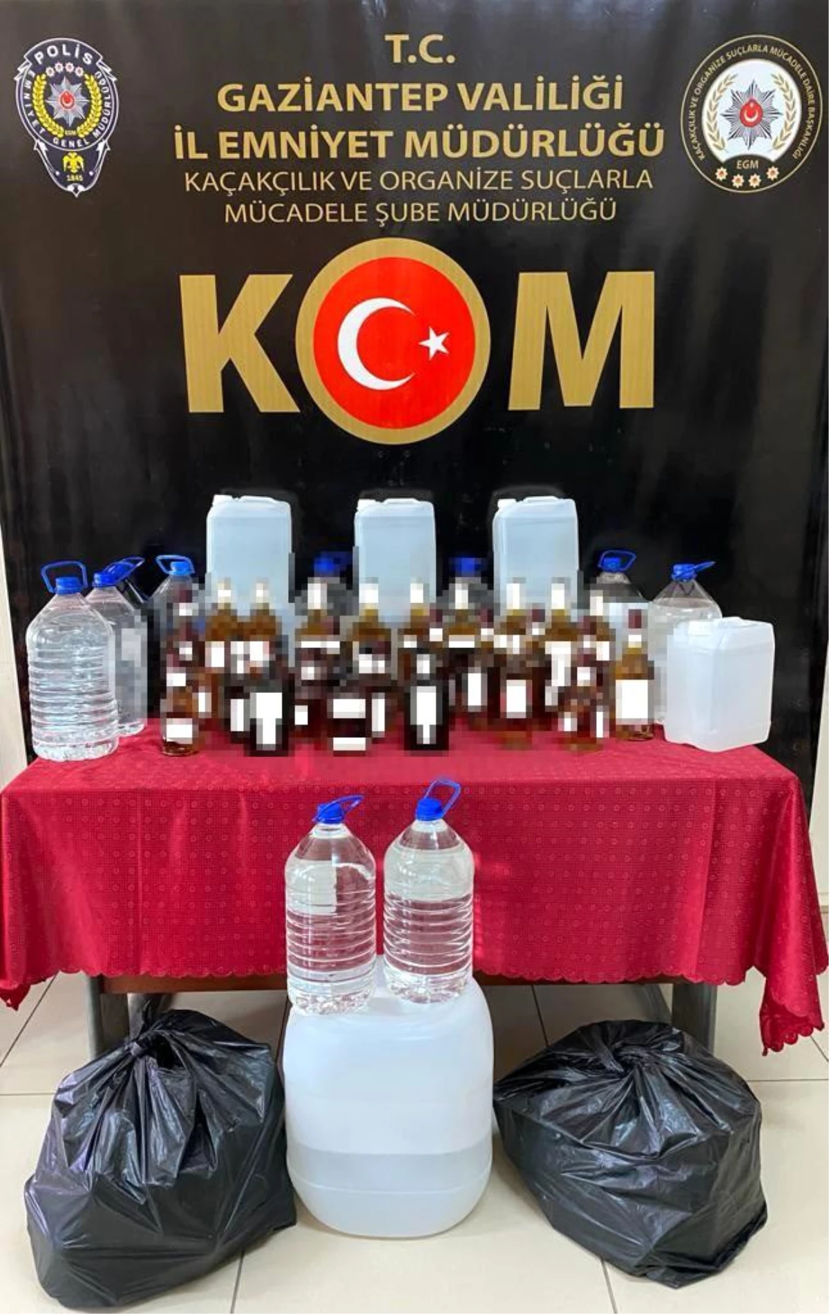 Gaziantep\'te bin 970 litre kaçak alkol ele geçirildi