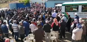 Gölette hayatlarını kaybeden tek yumurta ikizleri yan yana defnedildi