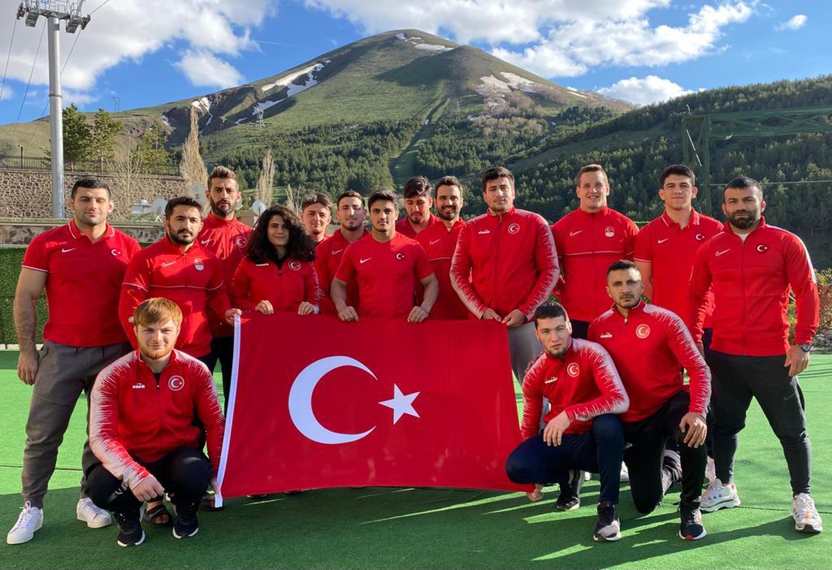 Milli judocular, 19 Mayıs Atatürk\'ü Anma Gençlik ve Spor Bayramı\'nı kutladı