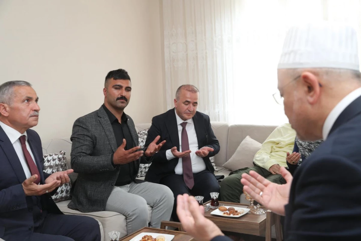Tokat Valisi Numan Hatipoğlu ilk ziyaretini şehit ailesine yaptı