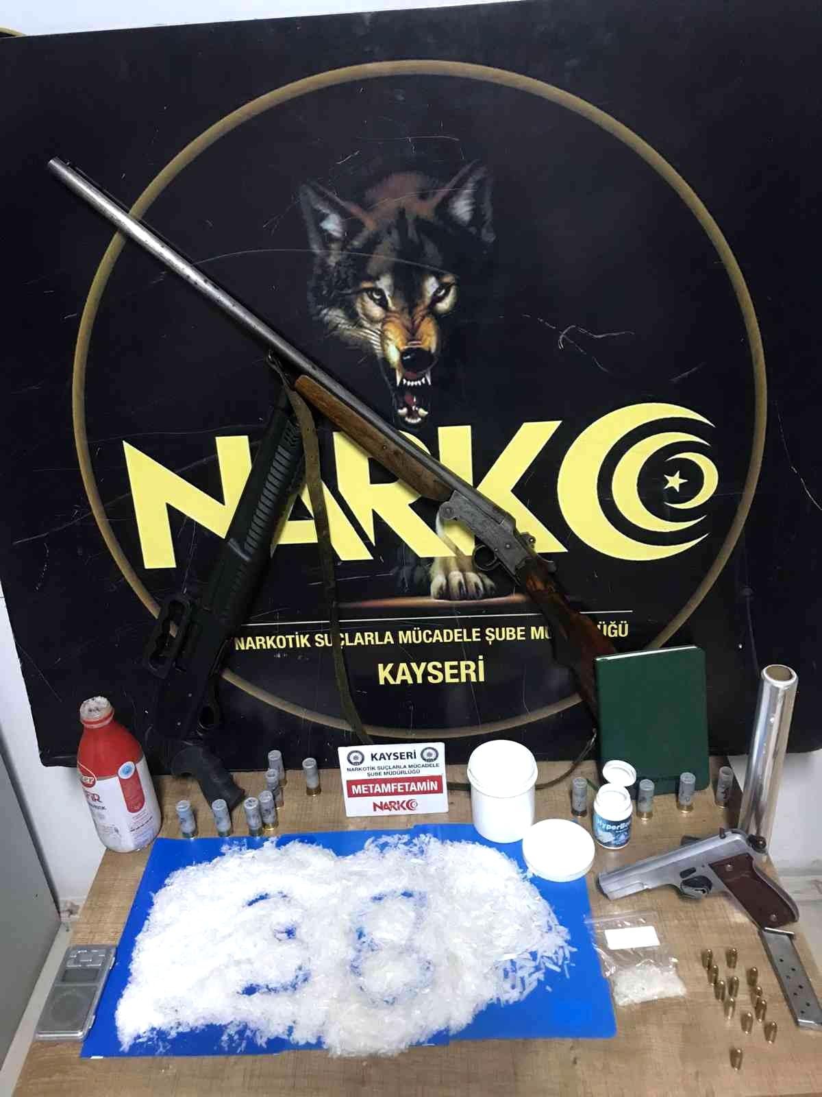 Uyuşturucu taciri, yapılan ortak operasyonla yakalandı
