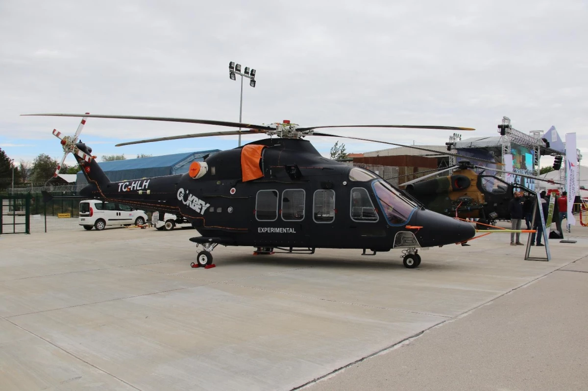 Yerli ve milli helikopter Gökbey\'in 4\'üncü prototipi ilk kez görüntülendi