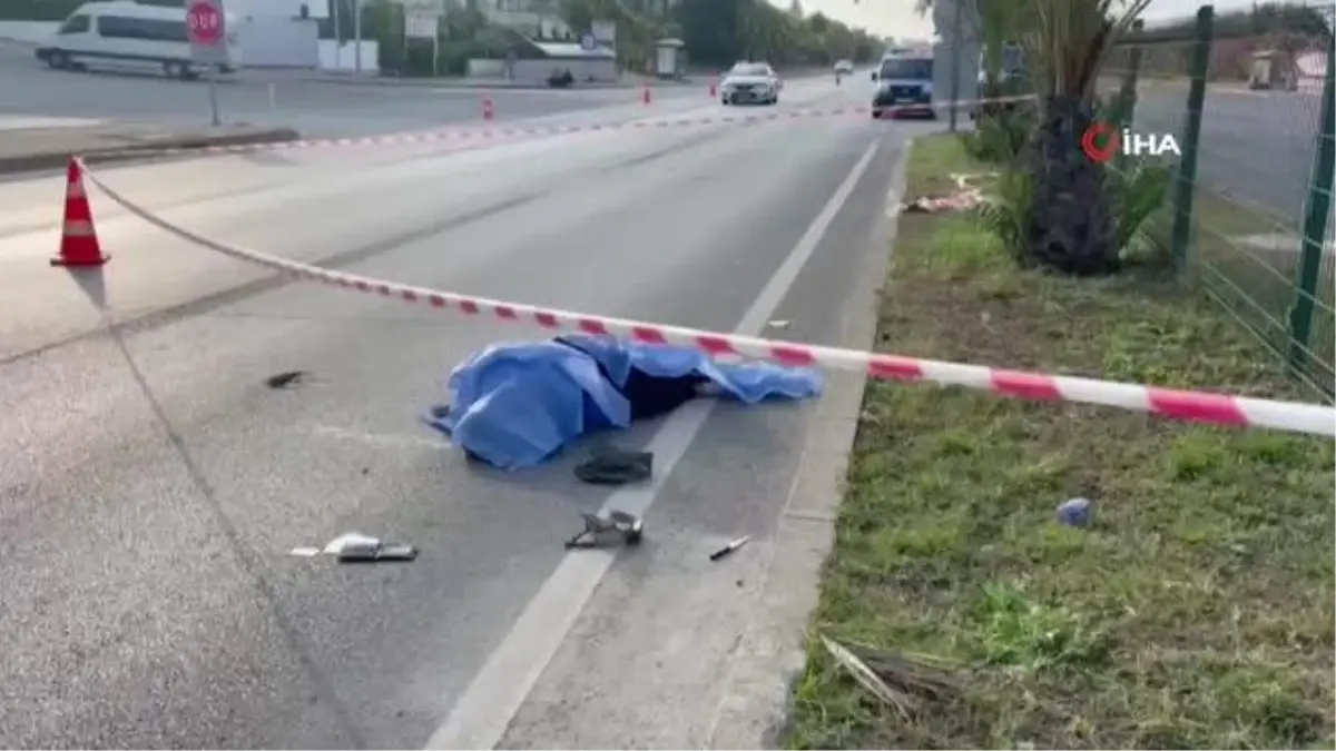 Yoldan çıkıp refüje çarpan 18 yaşındaki motosiklet sürücüsü hayatını kaybetti