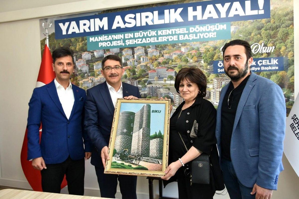 Başkan Çelik Azerbaycan Halk Dansları Grubunu misafir etti