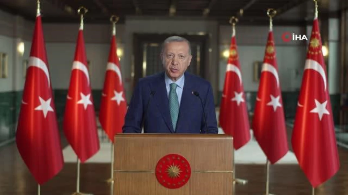 Cumhurbaşkanı Erdoğan, "Pakistan MİLGEM Projesi\'ni daha büyük iş birliklerinin de habercisi olarak kabul ediyorum"