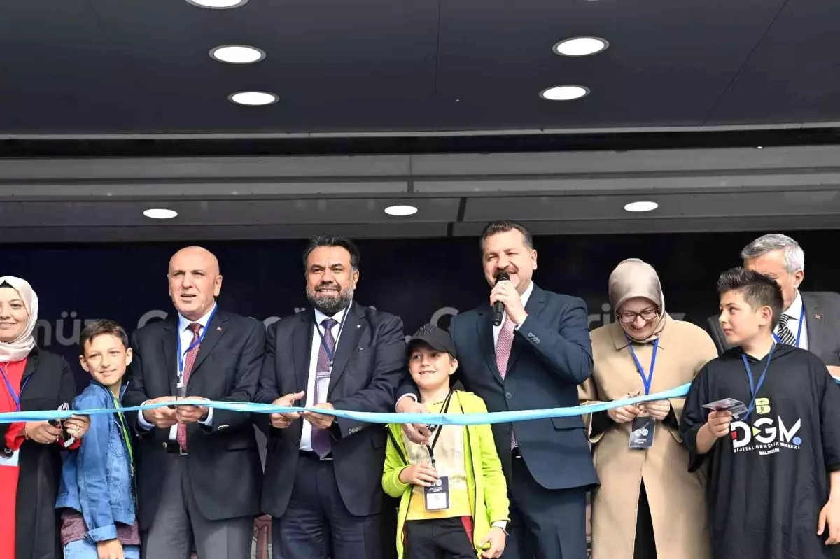 Dijital Gençlik Merkezi açıldı
