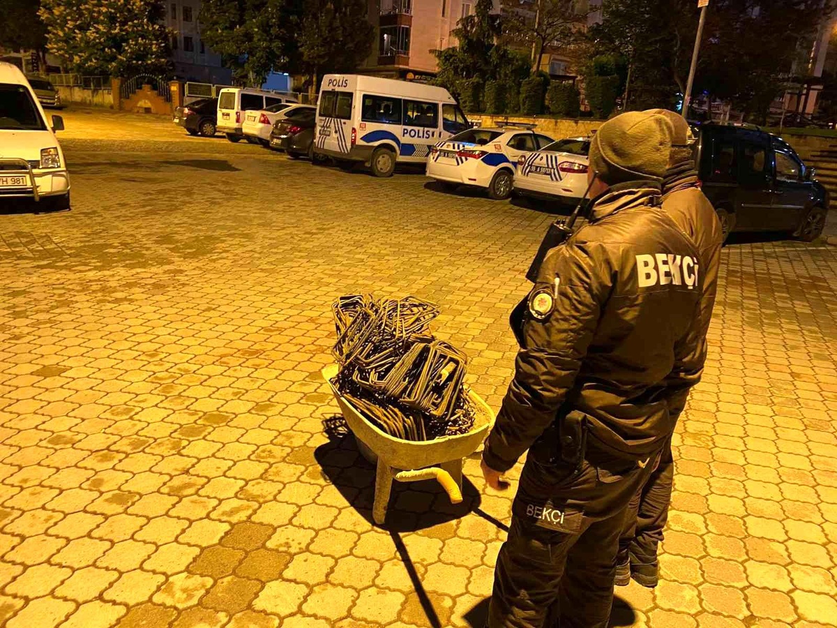 İnşaattan demir çalan şahıs yakalandı