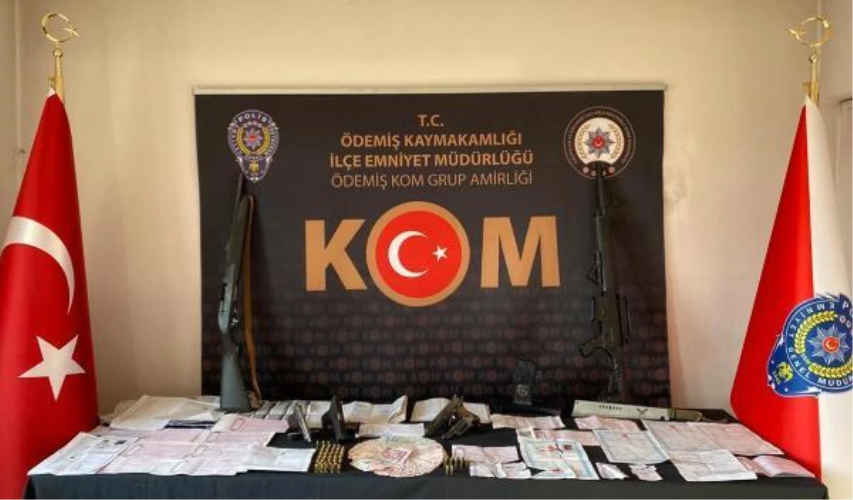 İzmir\'de tefecilik operasyonunda 9 şüpheli yakalandı