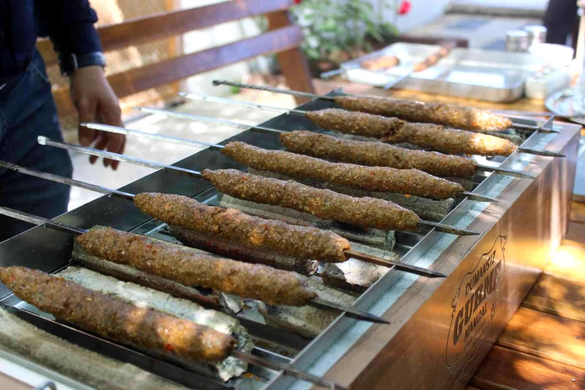 Kilis'te duman çıkarmayan mangal üretildi